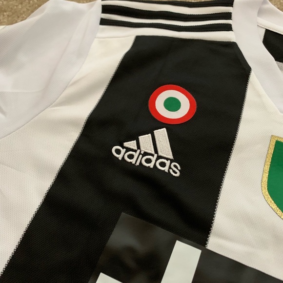 Juventus Home 18/19 Jersey Serie A RONALDO #7 - Picture 4 of 7